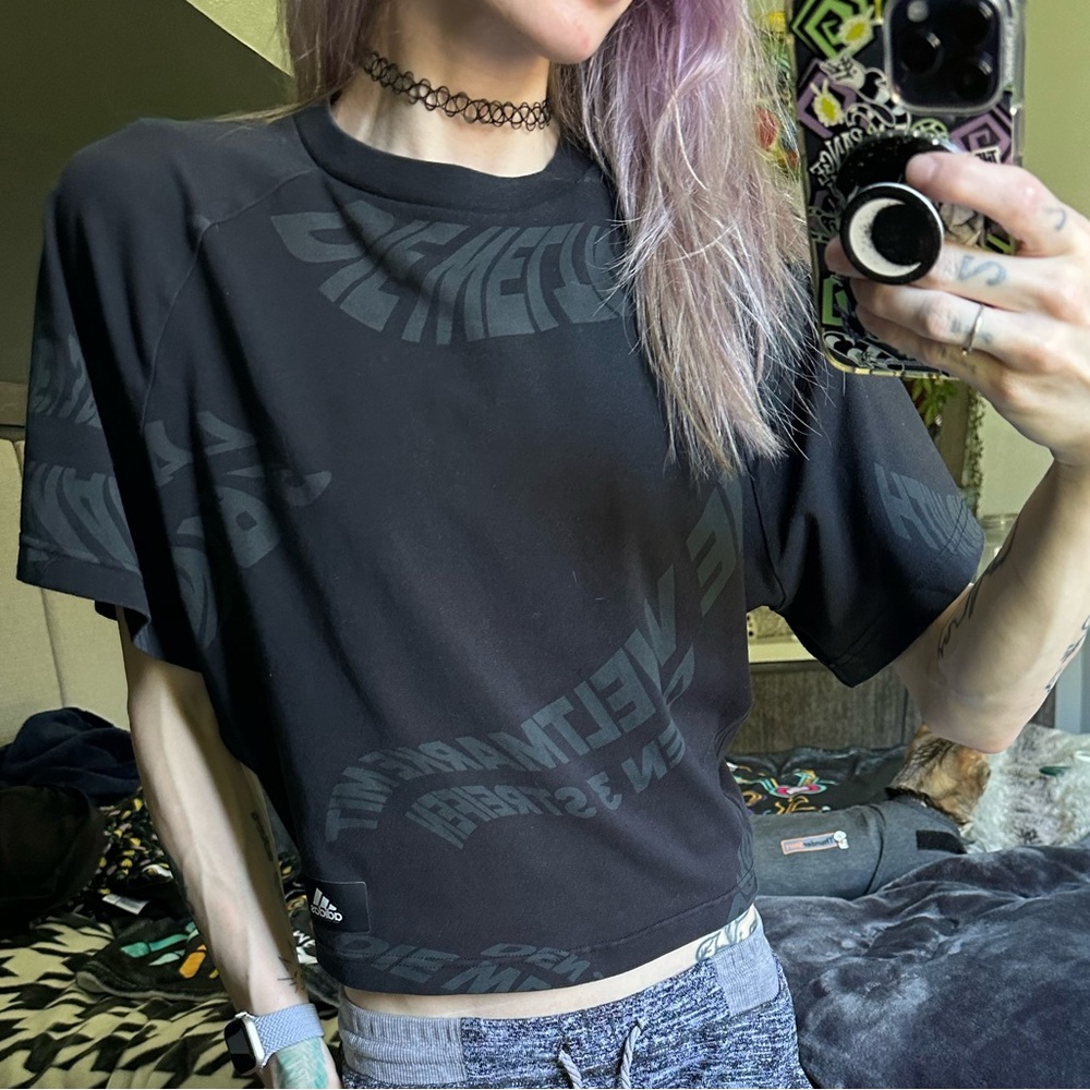 adidas originals cropped fitted all over print tee